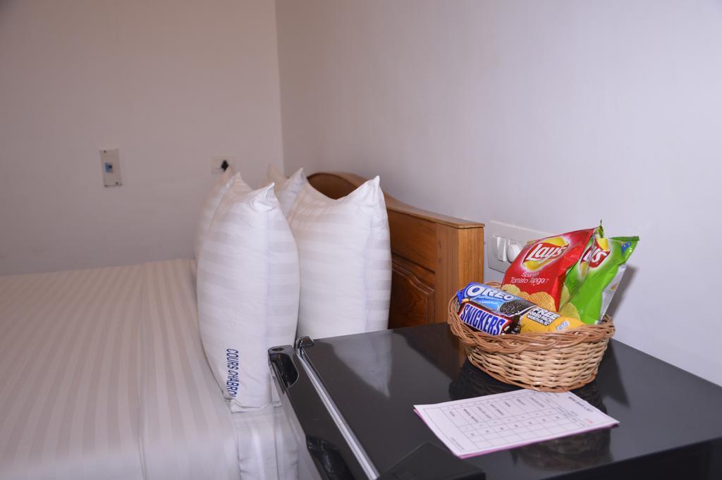 Hotel Cours CHABROL à Pondichéry Chambre photo