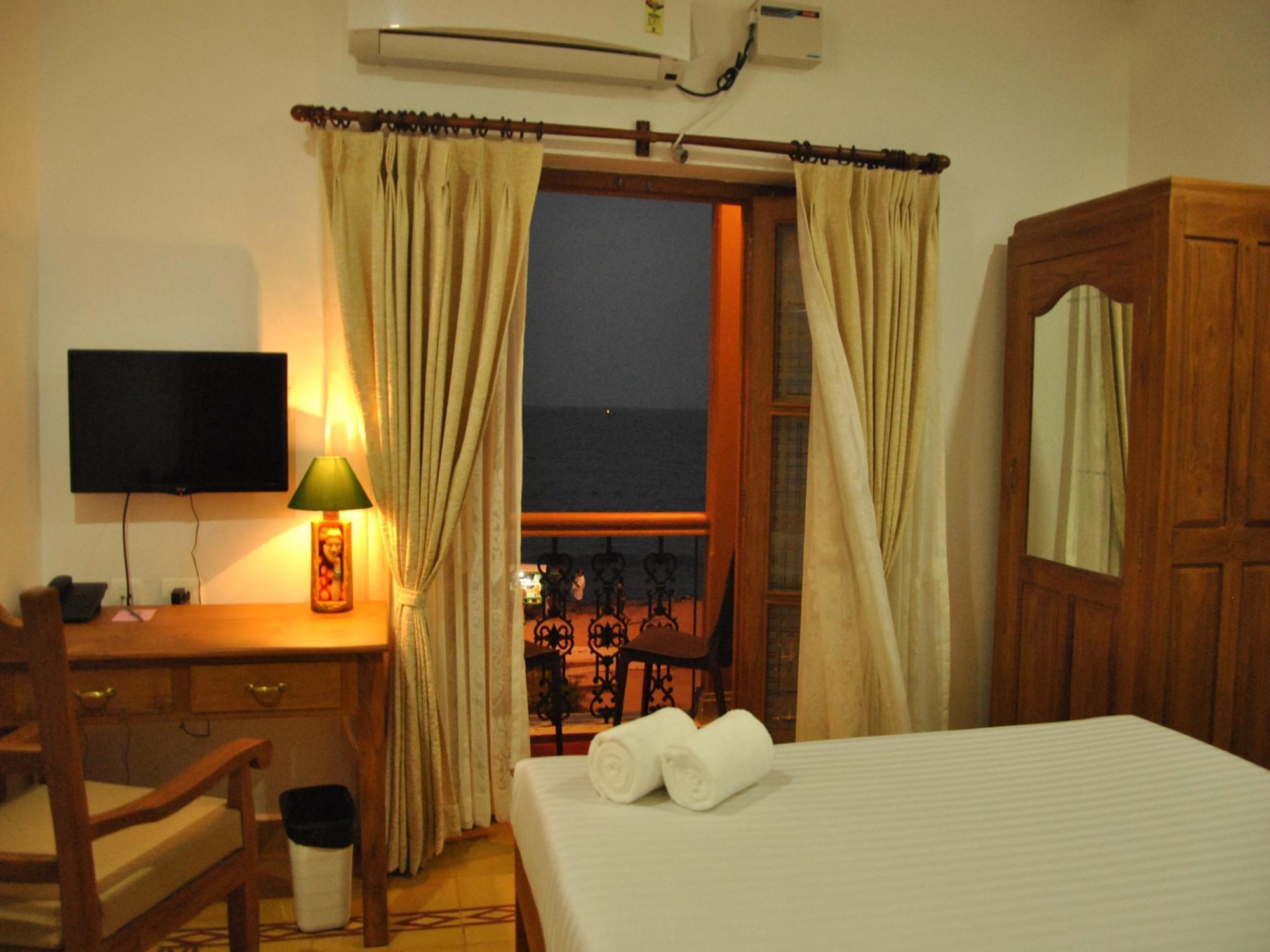 Hotel Cours CHABROL à Pondichéry Extérieur photo